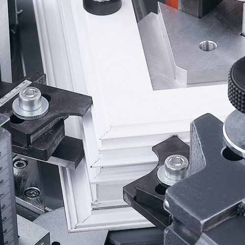 Elumatec EP 120 corner crimper detail 3