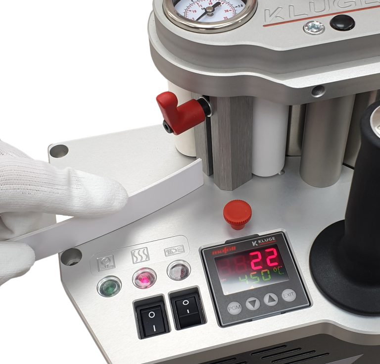 Kluge HIT-M compact laser edgebanding machine using hot air technology